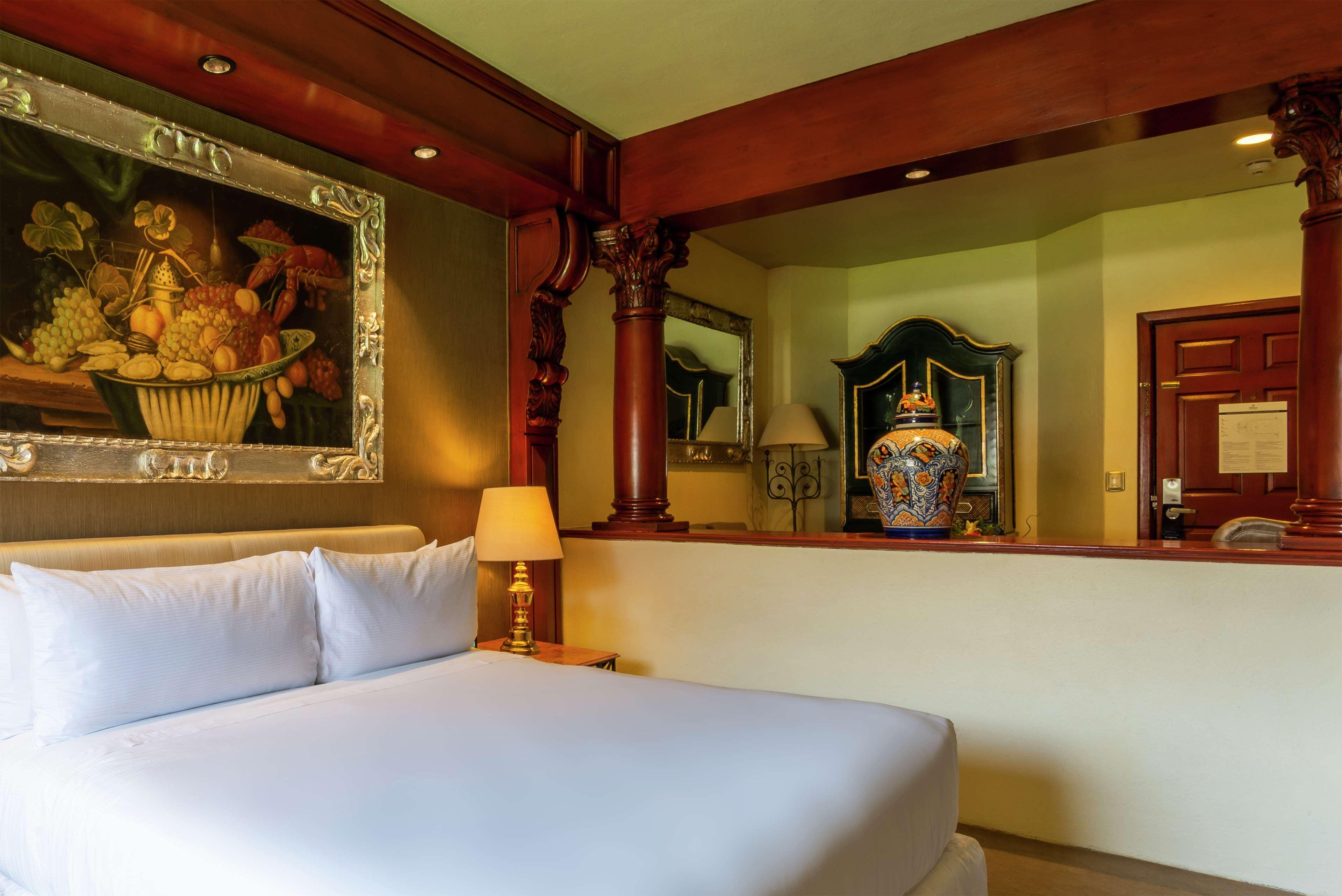 ฮิลตัน ซาน หลุยส์ โปโตซี Hotel ซานหลุยส์โปโตซิ ภายนอก รูปภาพ